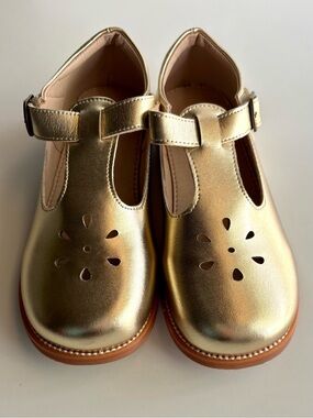 NWOT Felix & Flora Metallic Gold Mary Jane Shoes — Size 13